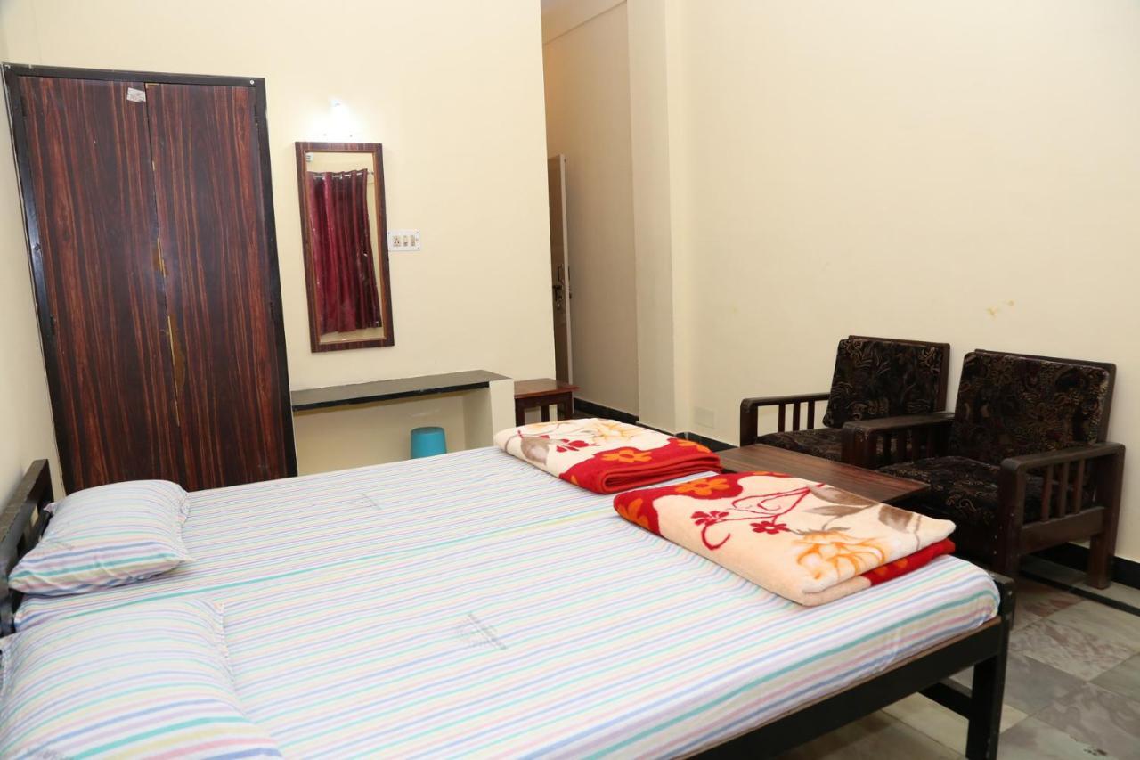 Sooryakamal Mahal Hotel Dharmastala Ngoại thất bức ảnh